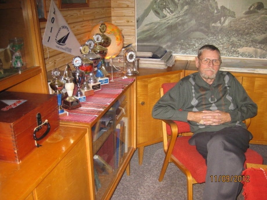 Wolfgang Oelschlägel in seinem "Kapitänszimmer" am 09.11.12